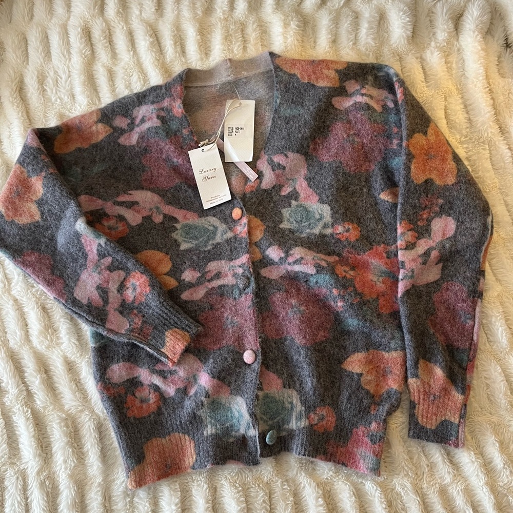 Bartolini floral button down cardigan